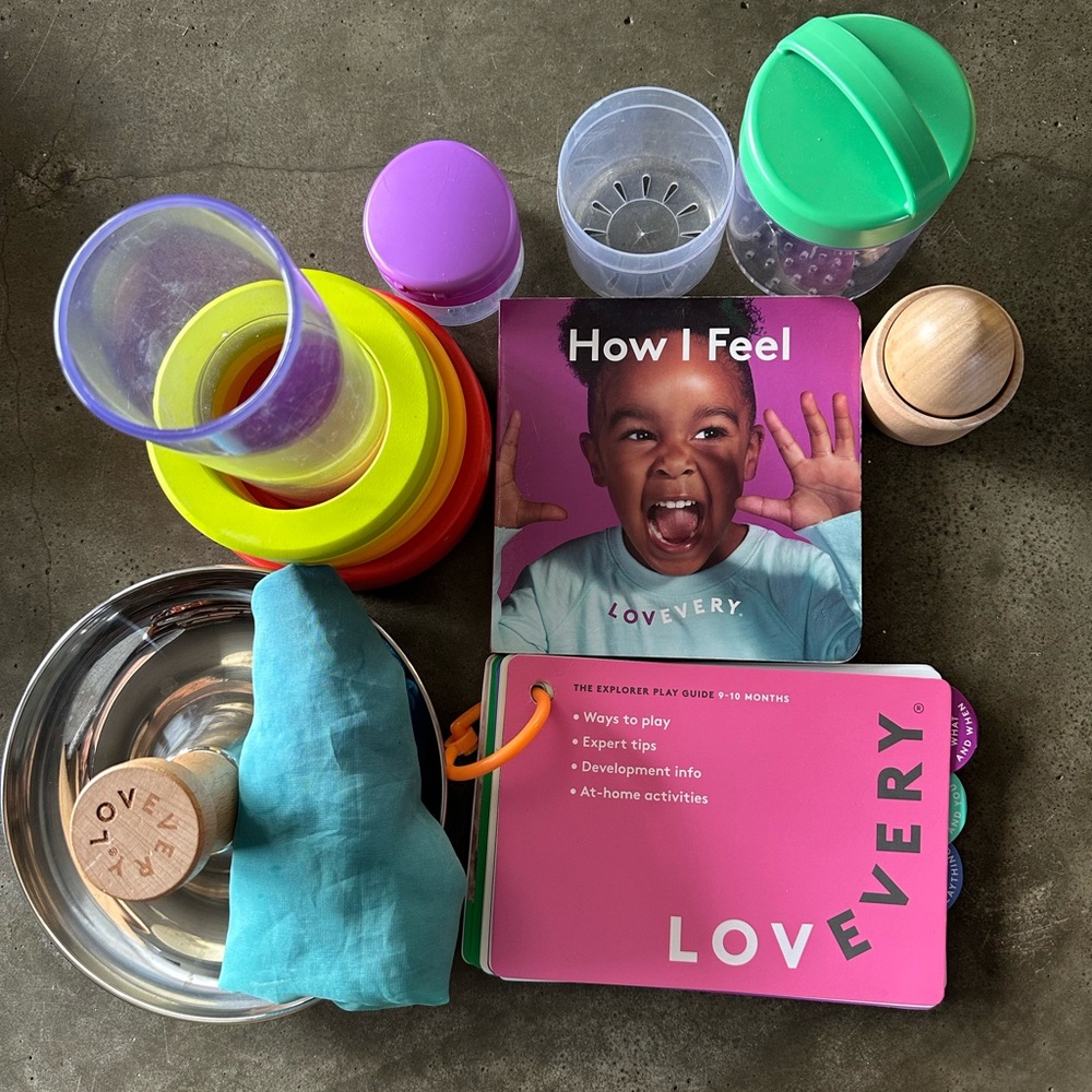 Lovevery The Explorer (9-10m) Partial Kit